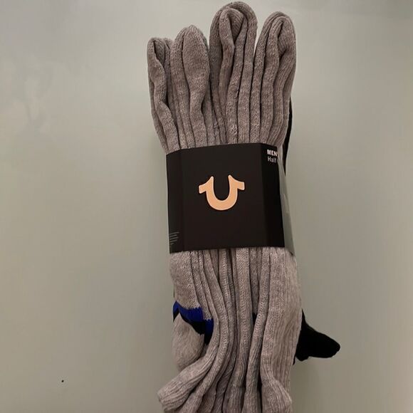 True Religion men’s 8 pack Half cushion crews 10-13 shoes size 8-12.5 - Picture 4 of 6